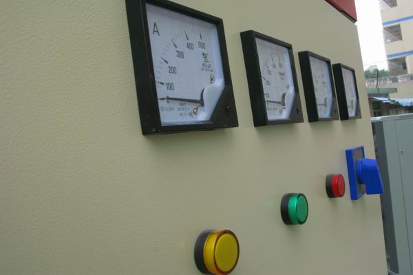 灵寿配电箱-3683讲讲配电箱的操作和检修步